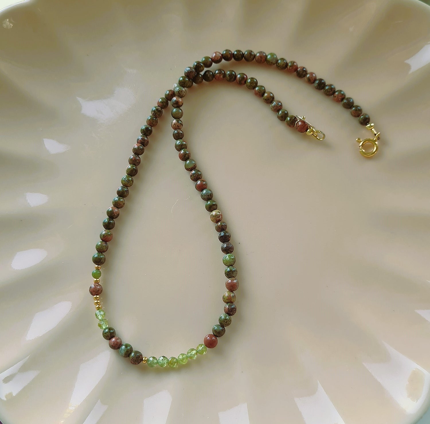 Ketting Autumn Green, unakiet, peridoot