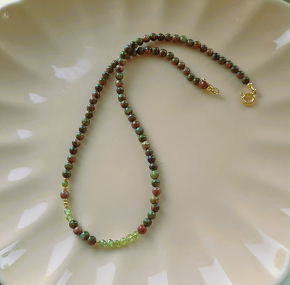 Ketting Autumn Green, unakiet, peridoot