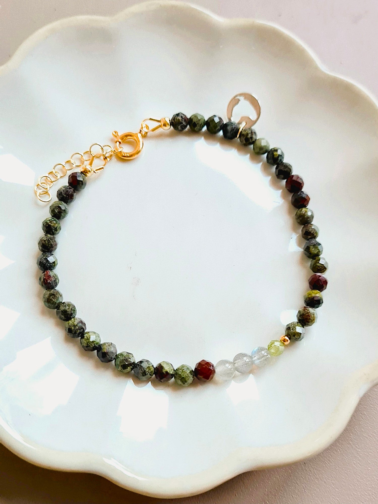 Armband Forest, drakenbloedsteen, peridoot