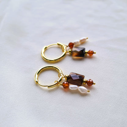 Oorbellen Peace of mind, bruine agaat, parel, granaat