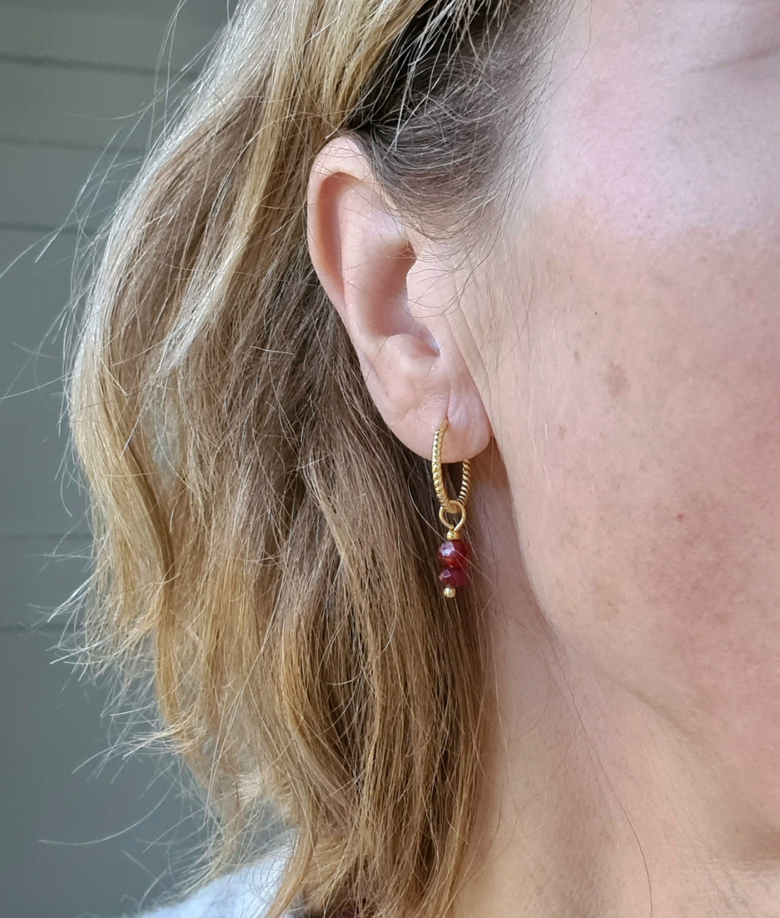 Oorbellen Spirit of Power, granaat