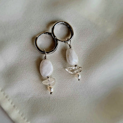 Oorbellen White Intuition, maansteen, bergkristal, parel