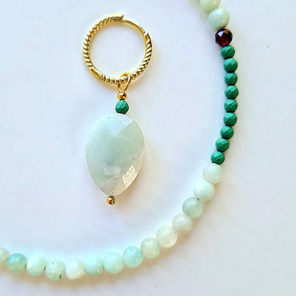 Set ketting en oorbellen Hopeful, amazoniet en granaat