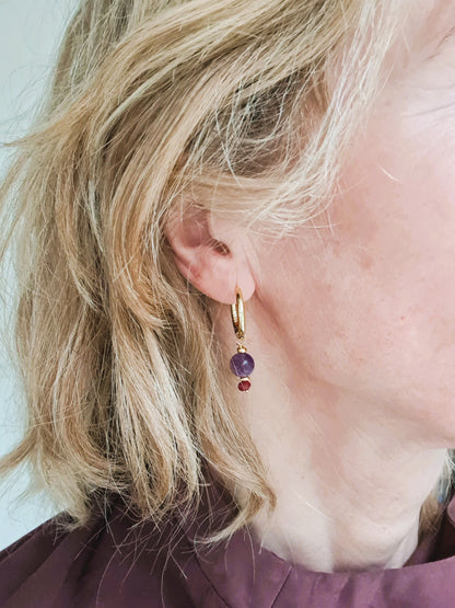 Oorbellen Purple Night, paarse amethist, rode granaat