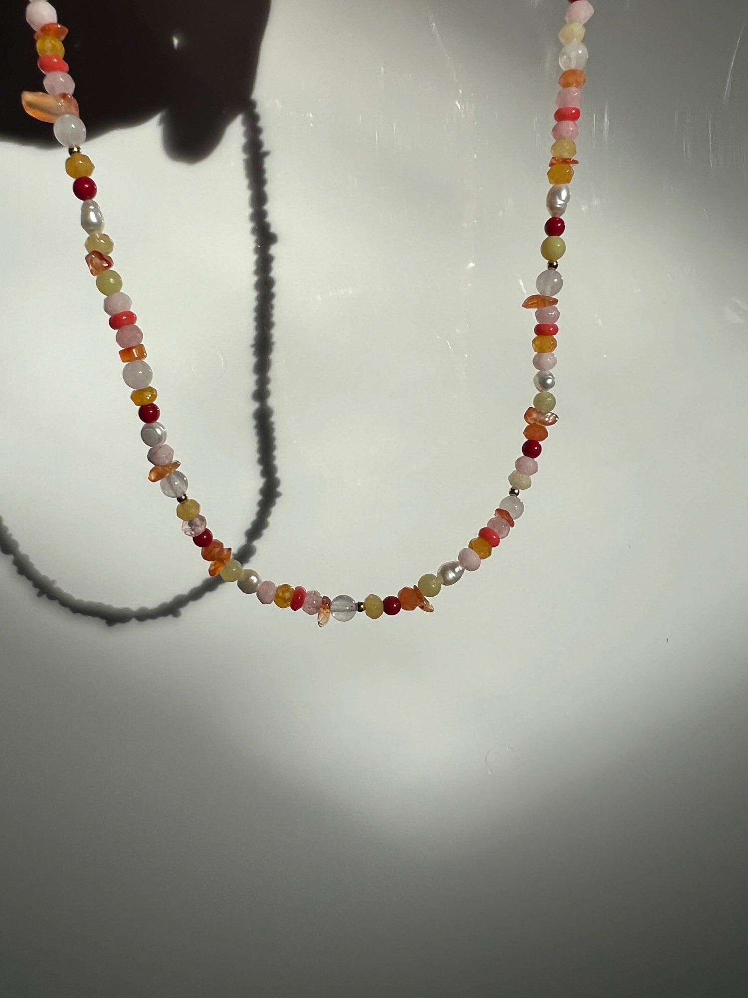 Ketting Adventure, koraal, parel, rozekwarts, carneool, agaat