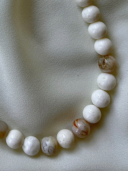 Ketting Only You, witte agaat, riverstone