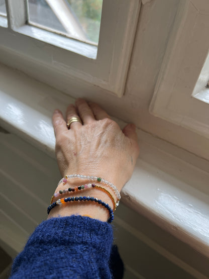 Jacky Moments: Truth, blauwe lapis lazuli