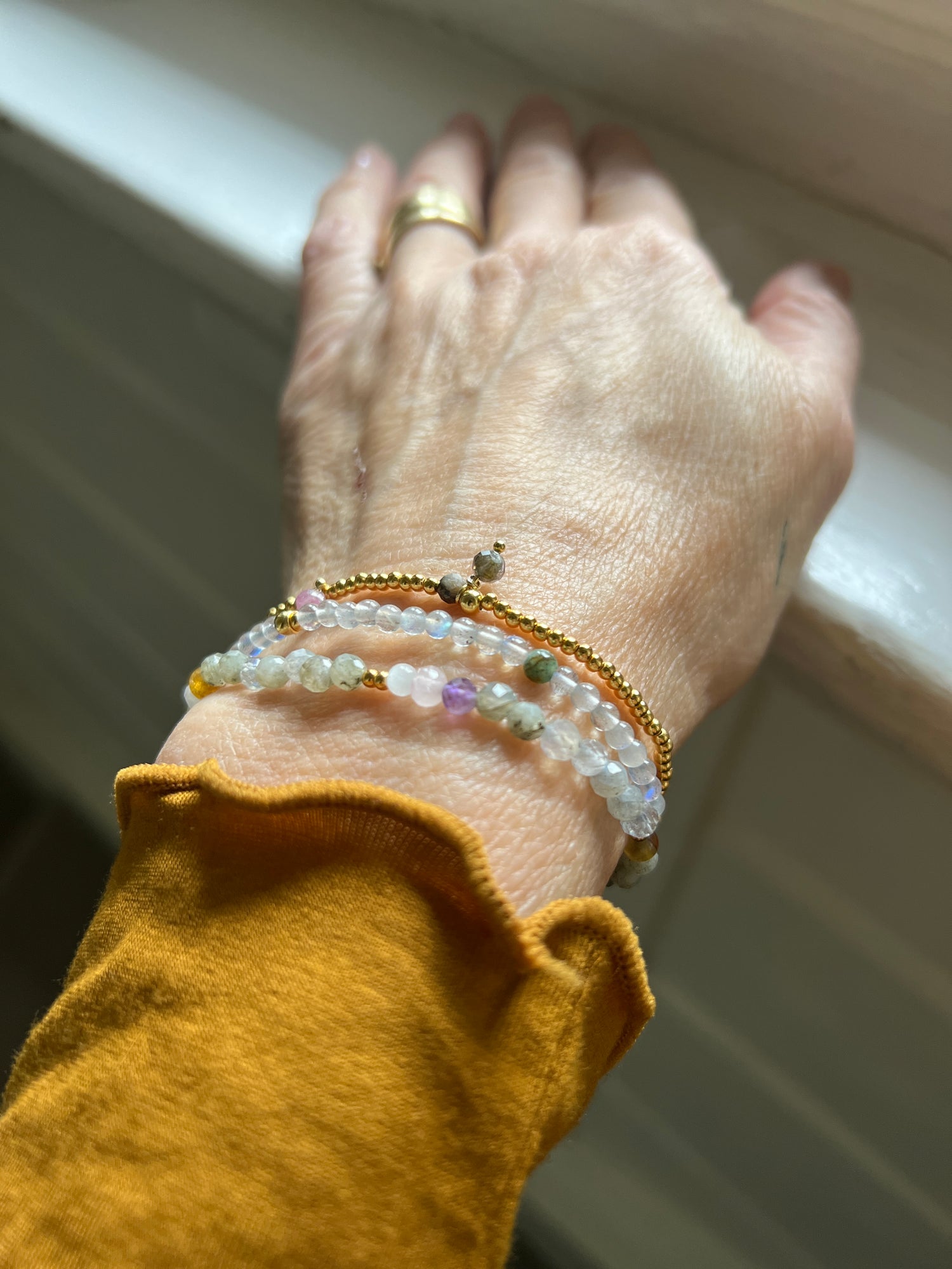 Jacky Moments: Protection, toermalijn