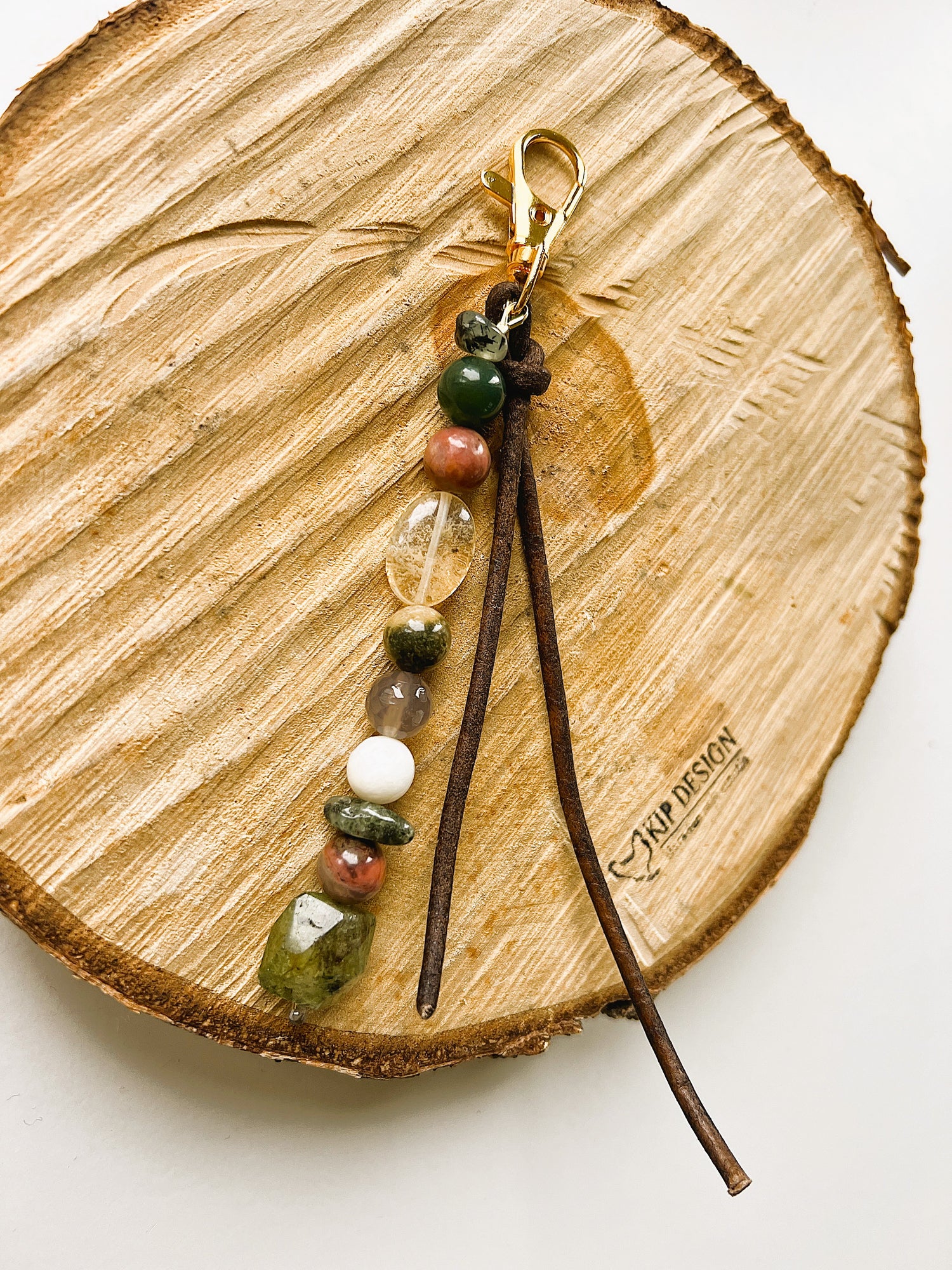 Tassenhanger Open View, rhodoniet, groene bergkristal