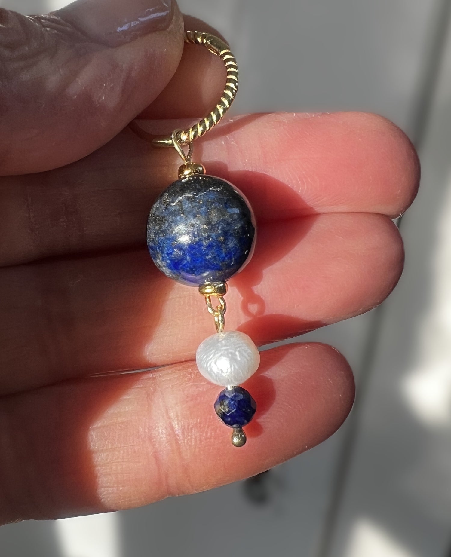 Oorbellen Oase, blauwe lapis lazuli, parel