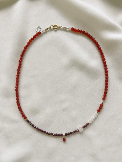 Ketting Breeze, granaat, carneool en rozekwarts