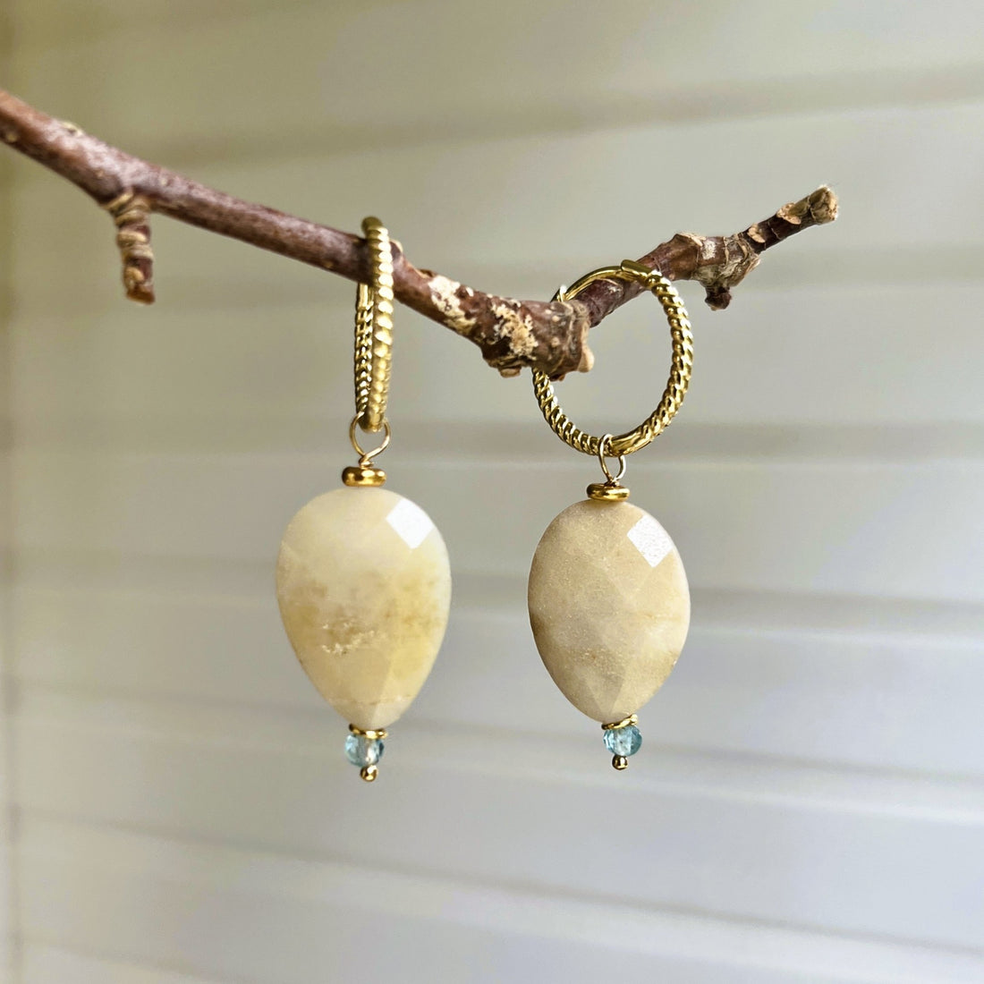 Oorbellen New Hope, beige amazoniet, apatiet