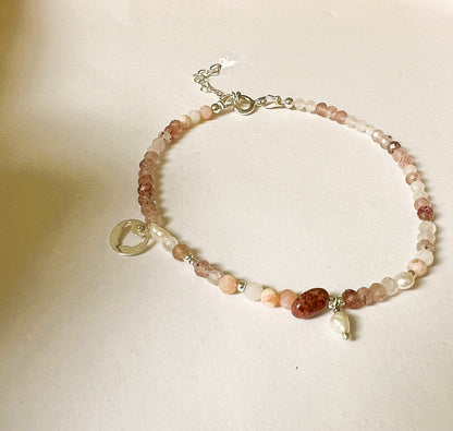 Armband Pearl Dreams, aardbeienkwarts, parel, opaal