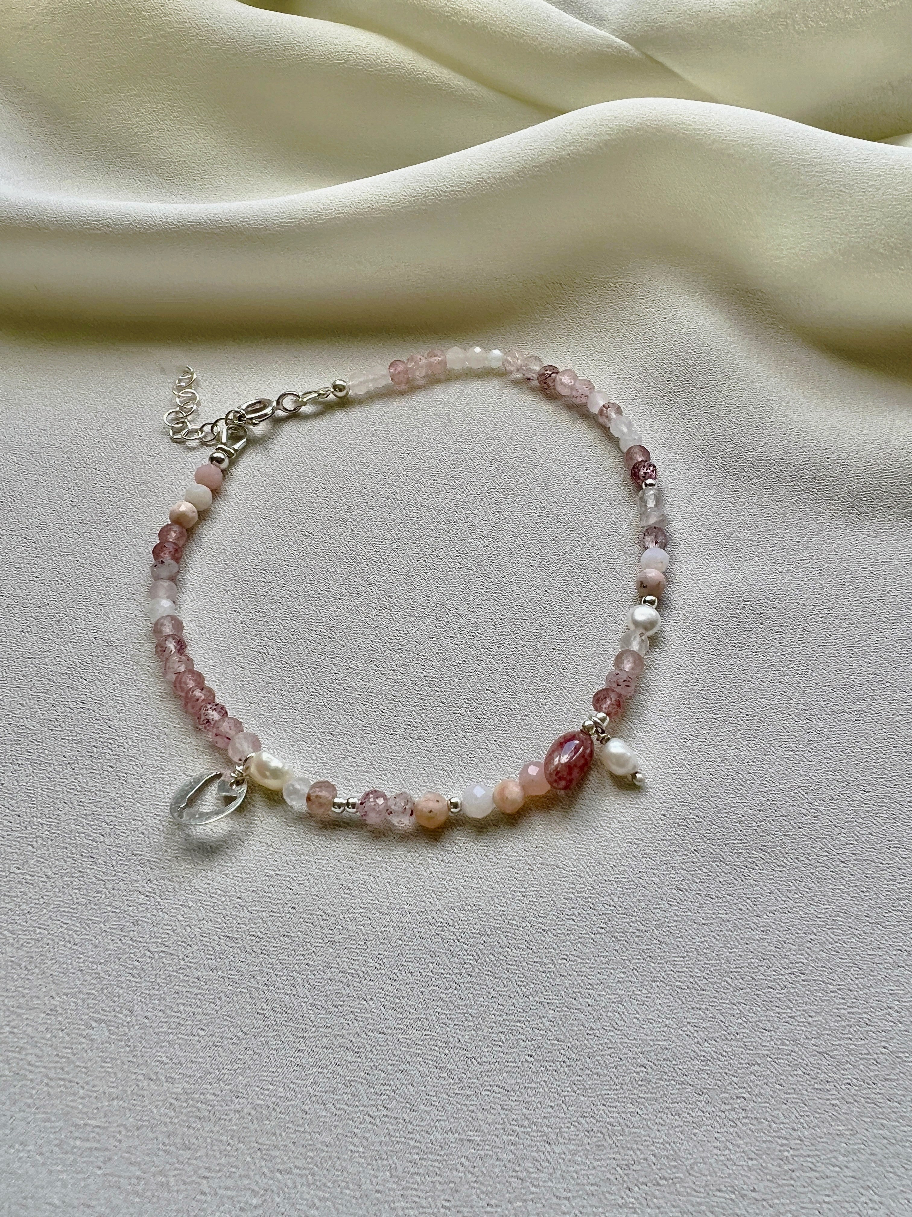Armband Pearl Dreams, aardbeienkwarts, parel, opaal