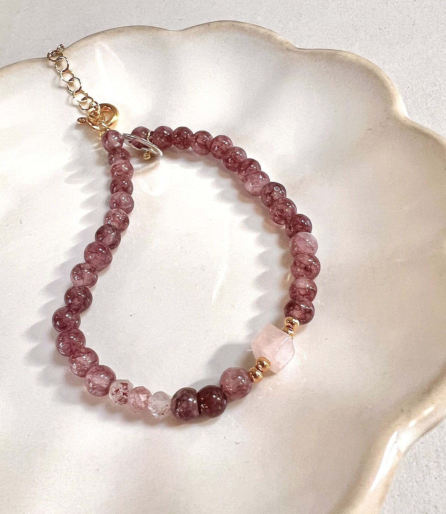 Armband Balance, lila lepidoliet, rozekwarts en aardbeienkwarts