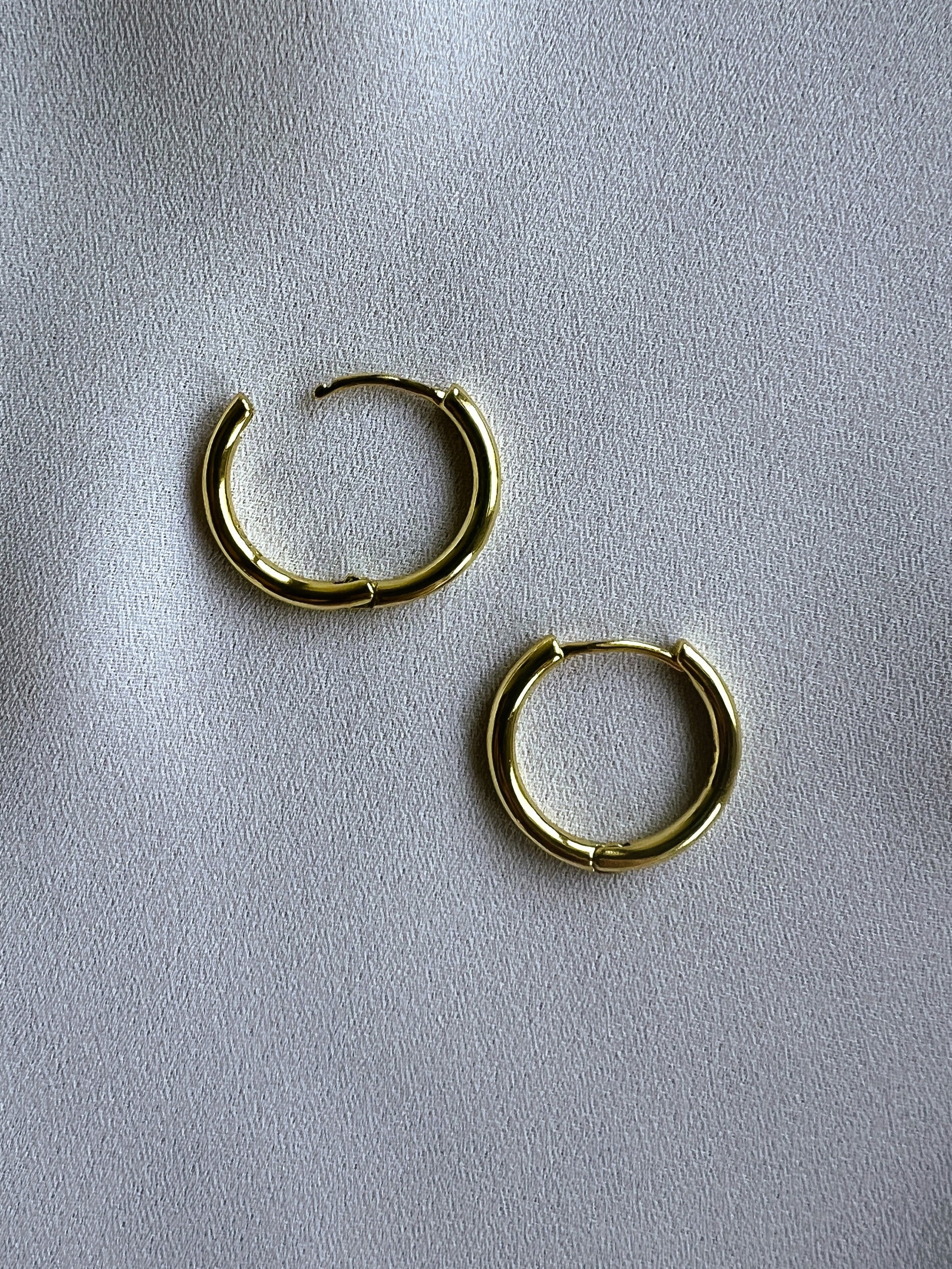 1 Oorring Bella (per stuk)
