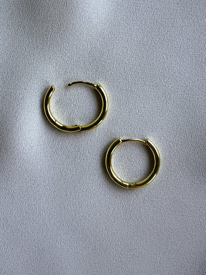 1 Oorring Bella (per stuk)