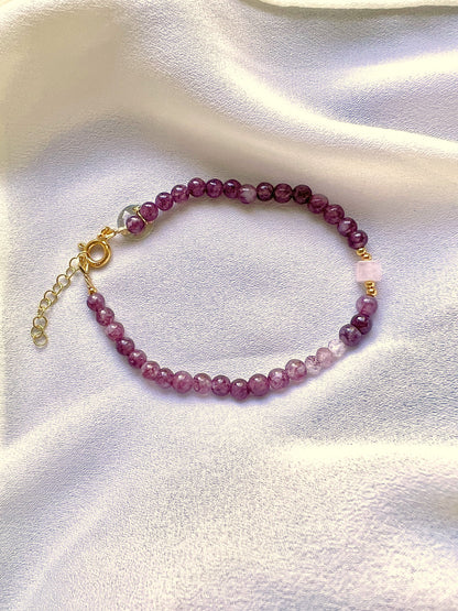 Armband And Now, lila lepidoliet, rozekwarts en aardbeienkwarts