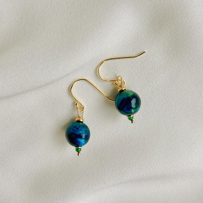 Oorbellen Blue Lagoon, gekleurd blauw-groen tijgeroog