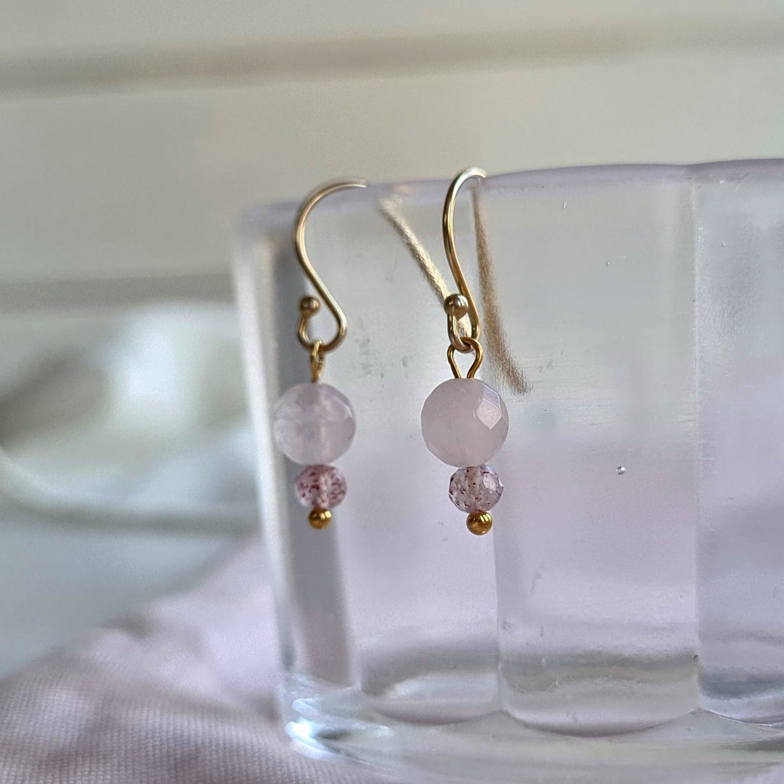 Oorbellen Forever, rozekwarts, aardbeienkwarts