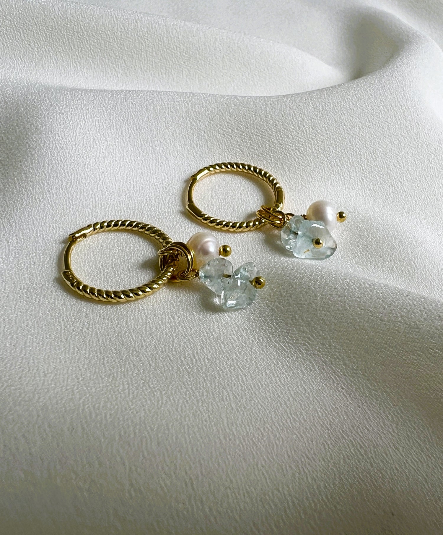 Oorbellen Clarity, aquamarijn, parel