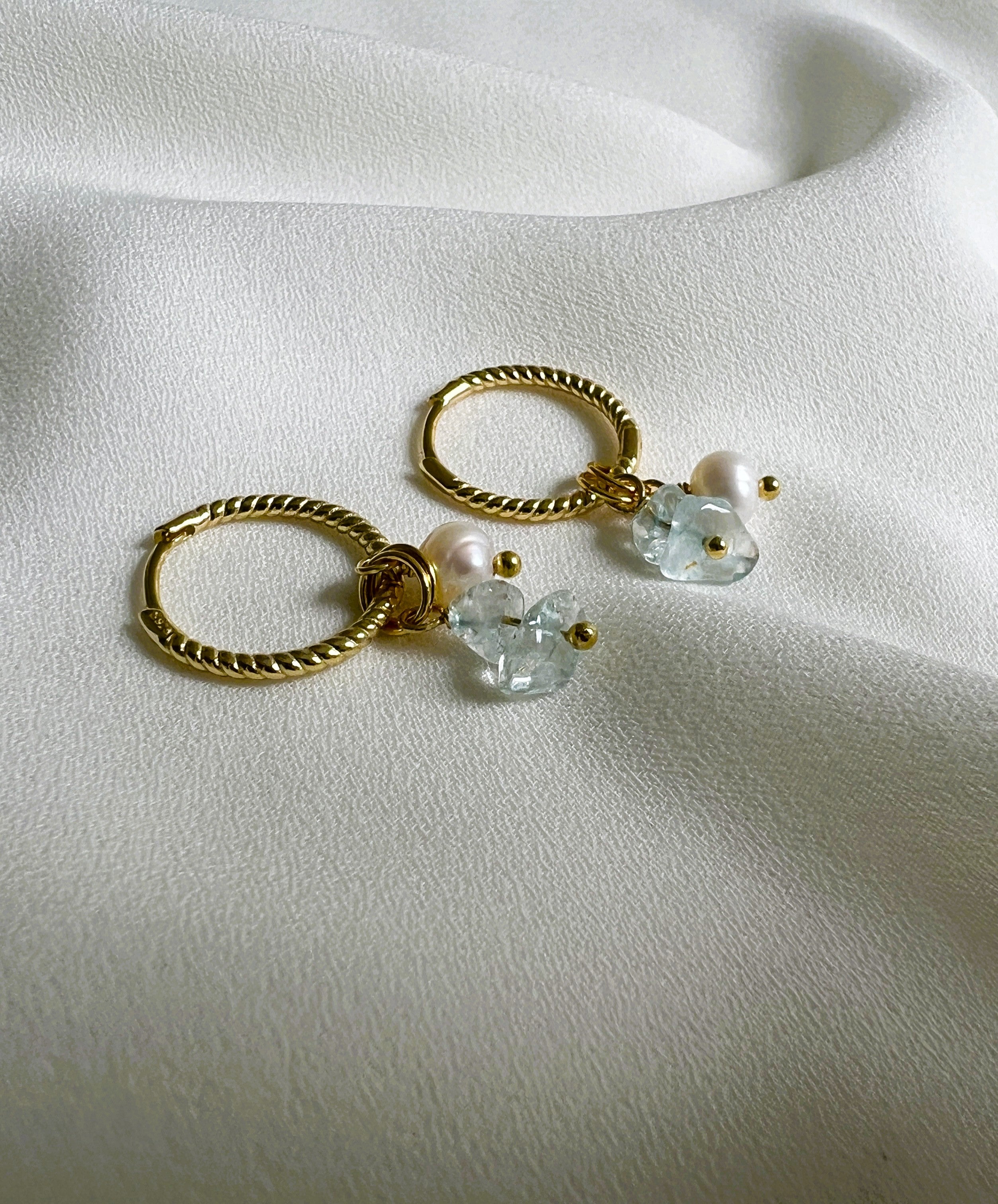 Oorbellen Clarity, aquamarijn, parel