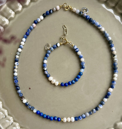 Set: Armband &amp; Ketting Happy Blues, lapis lazuli, parel, sodaliet