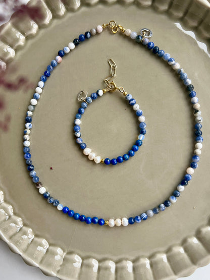 Ketting Happy Blues, lapis lazuli, sodaliet, parel