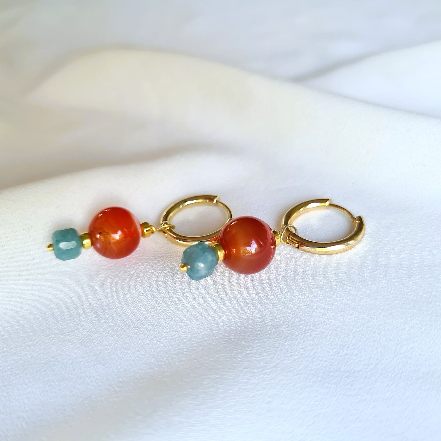 Oorbellen Orange &amp; Bleu, carneool, blauwe toermalijn