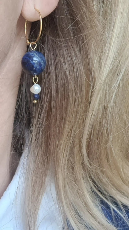 1 Oorbel Oase, blauwe lapis lazuli, parel