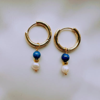 1 Oorbel Happy Blues, parel, lapis lazuli