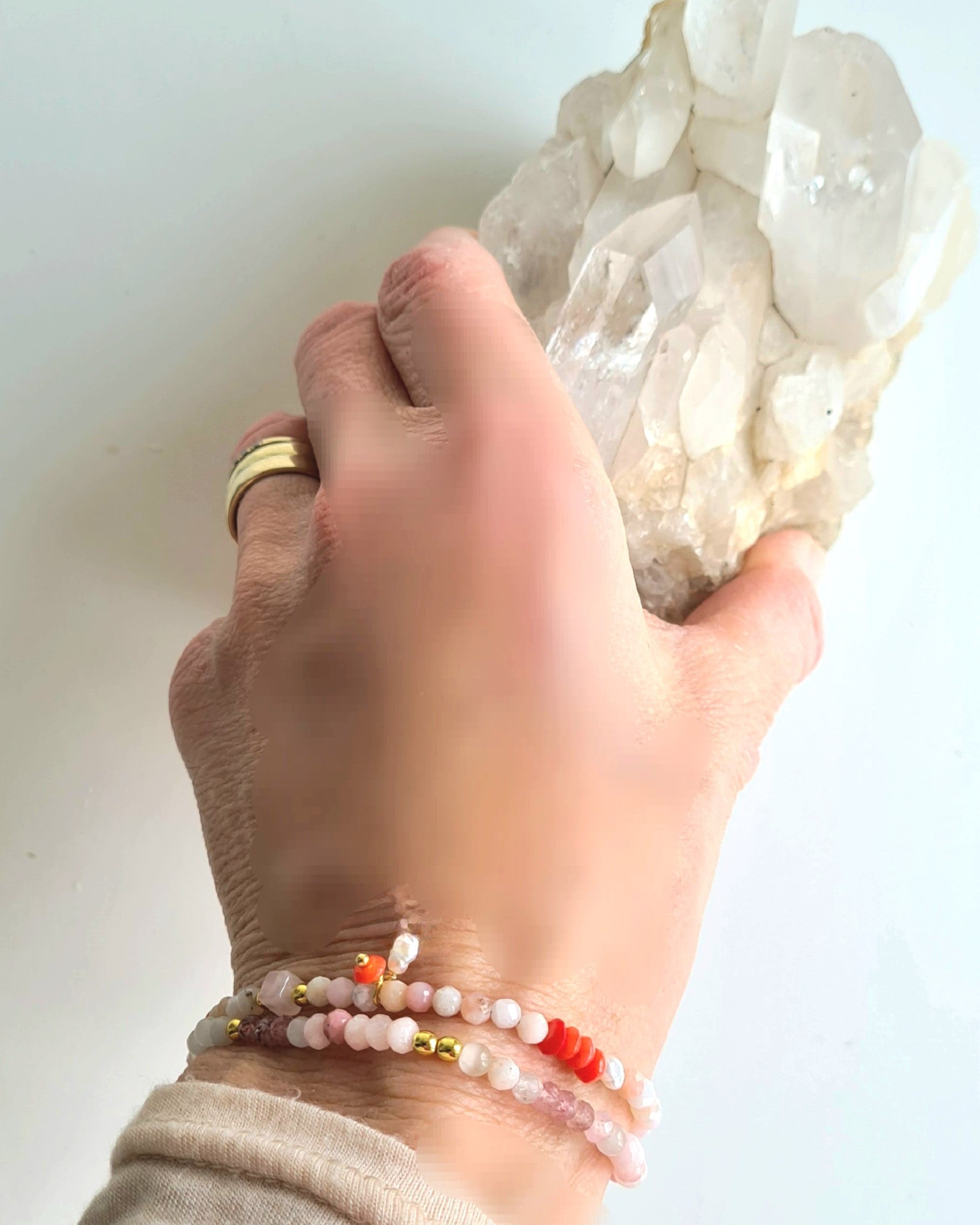 Armband Soft Energy, met opaal, koraal en parel