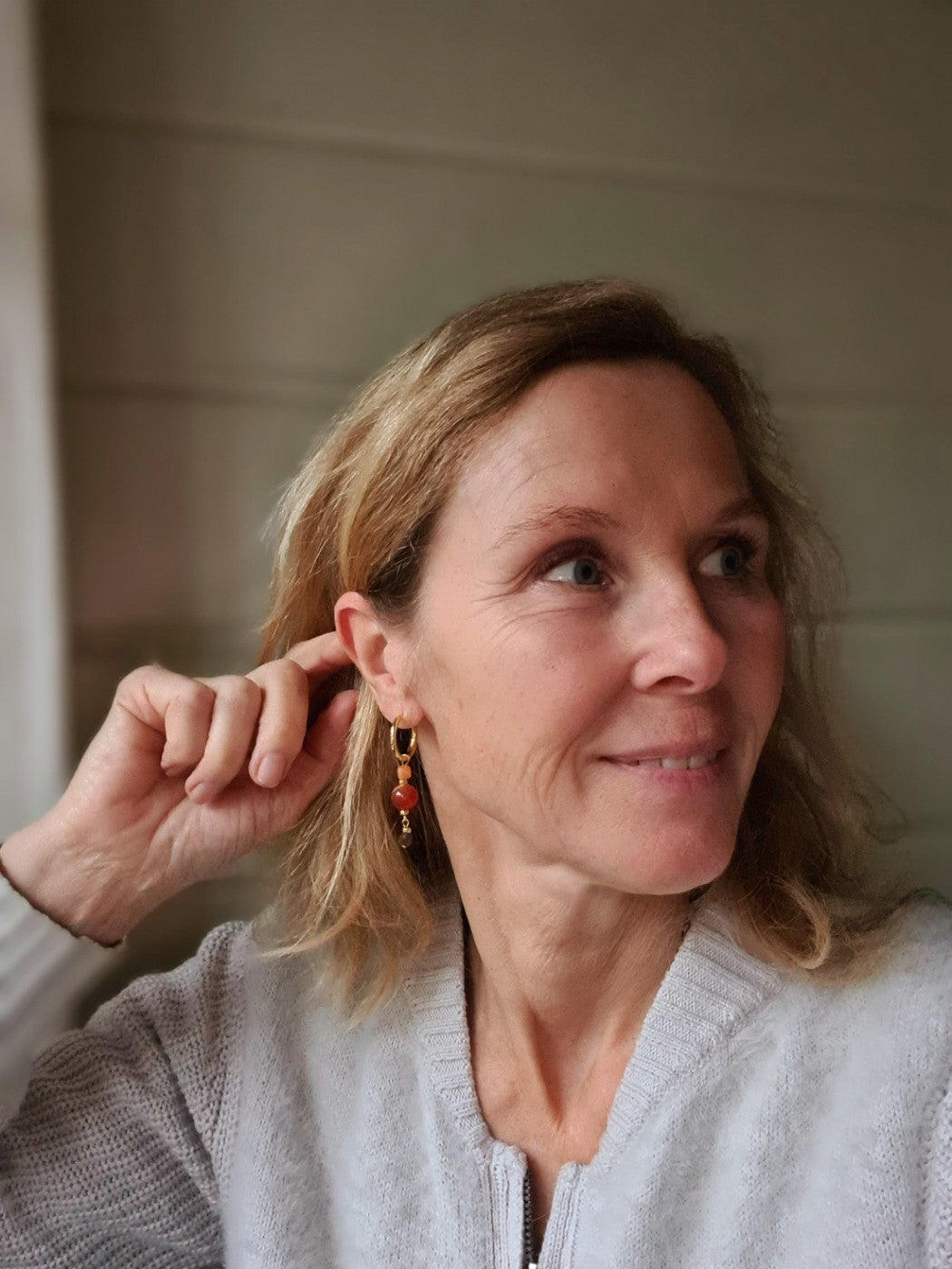 Oorbellen Warm Fire, oranje carneool, bruine toermalijn